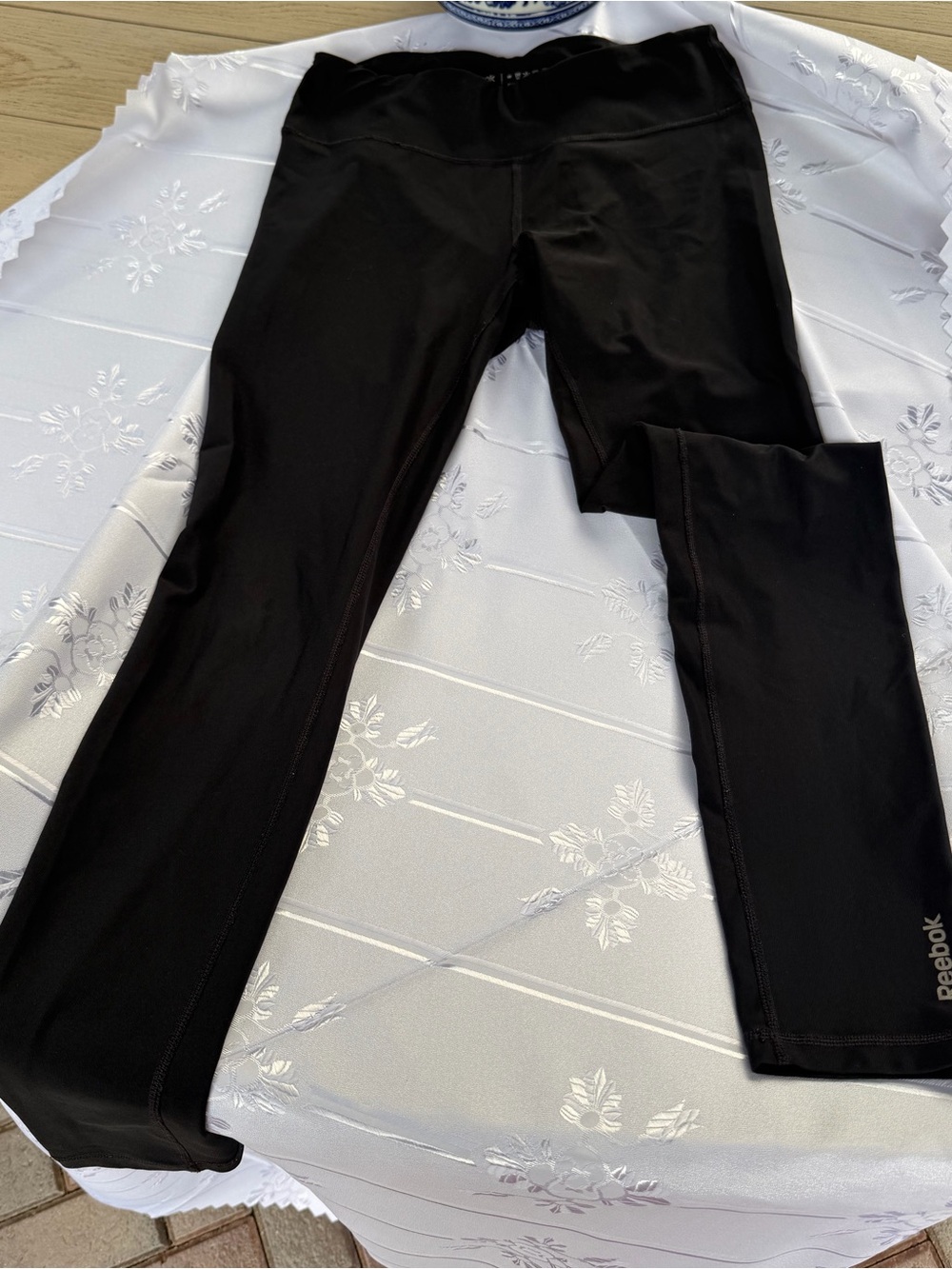 Reebok Black Full-Length Workout Leggings Size Small